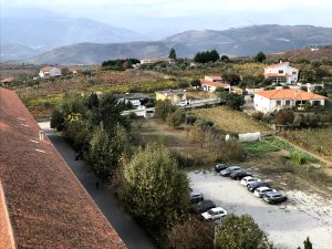 Parque de estacionamento Sede da A2000