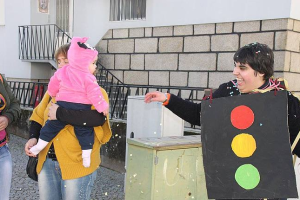 Clientes e técnicos no Desfile de Carnaval da Oficina dos Sorrisos