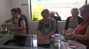 Clientes da A2000 fazem atividades culinárias nos Espaços de Convívio da União de Freguesias de Lobrigos (S. Miguel e S. João Baptista) e Sanhoane