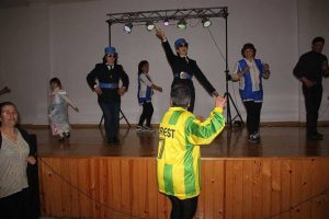 Técnicos e clientes divertem-se na Festa de Carnaval dos Espaços de Convívio