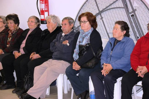 II Encontro Convívio de Boccia Sénior - Participantes jogam boccia